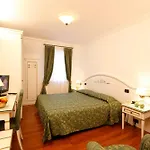 Otel Croce Bianca