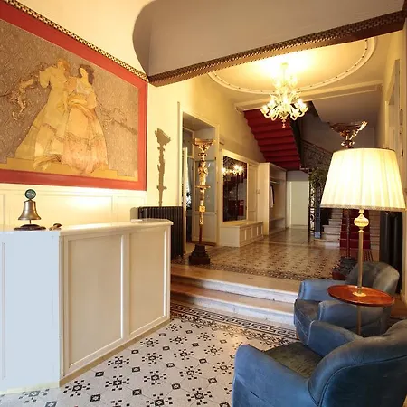 Hotell Croce Bianca 3*