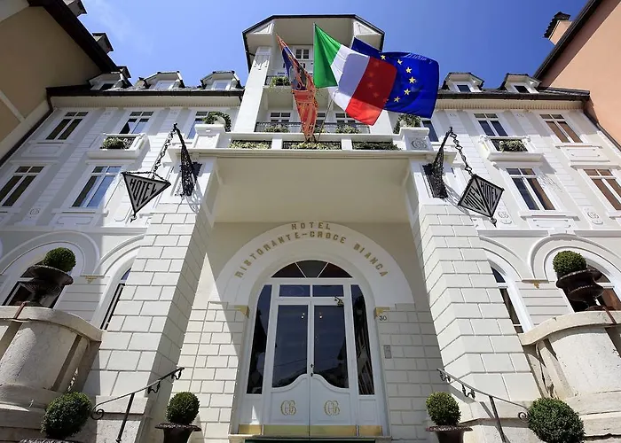 Croce Bianca Hotel 3*