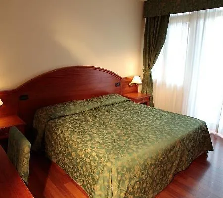 Croce Bianca アジアーゴ