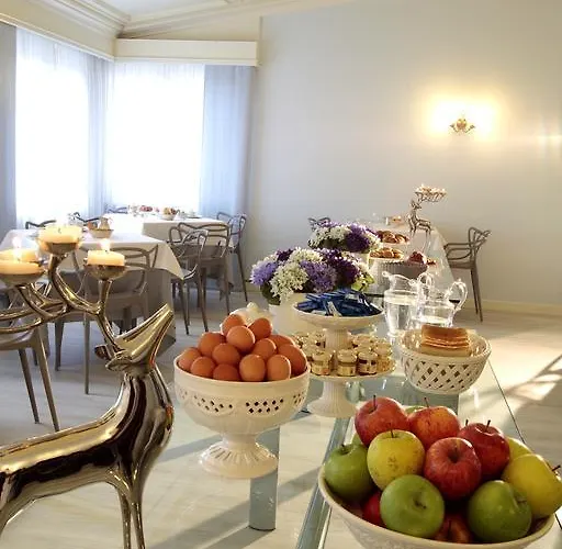 Hotel Croce Bianca 3*